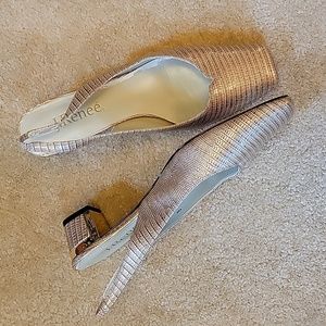 J Renee shoes